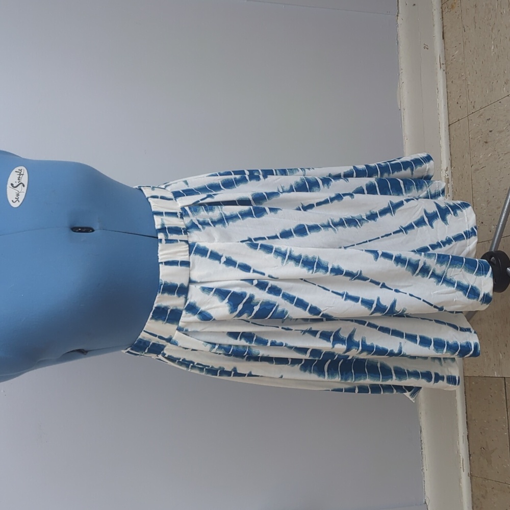 Lularoe Madison skirt with pockets